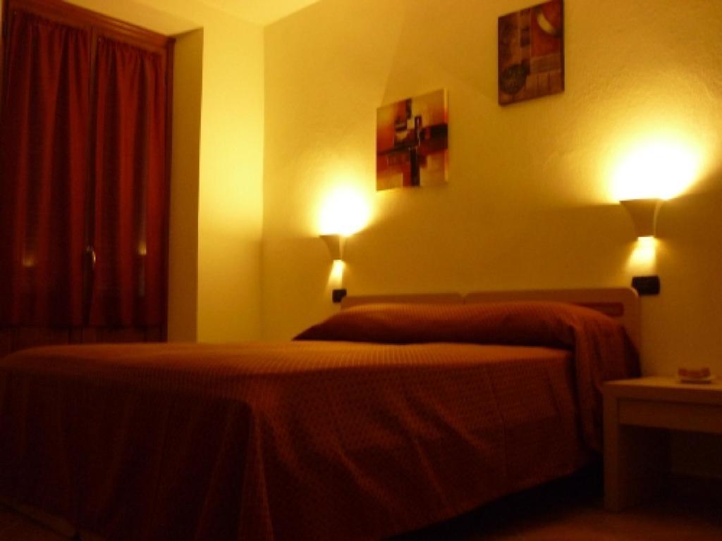Villa Il Grappolo In Langa à Monastero Bormida Chambre photo